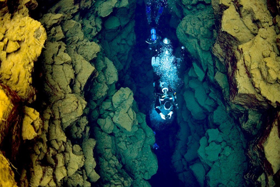 Scuba diving Silfra Fissure